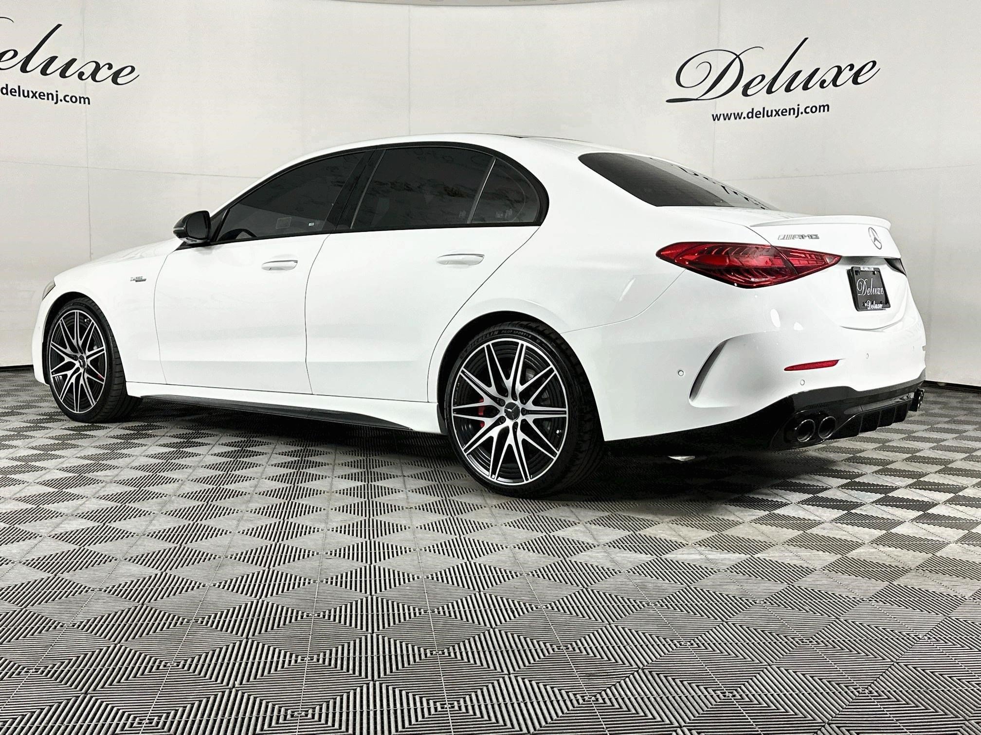 Used 2026 Mercedes-Benz C 43 AMG 4MATIC Sedan image 4