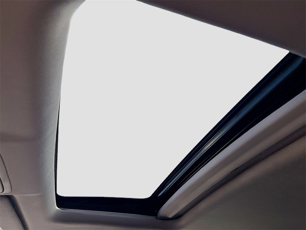 Used 2022 Honda CR-V Touring image 22