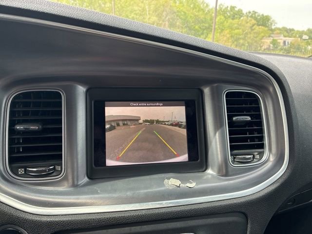 Used 2020 Dodge Charger SXT RWD image 13
