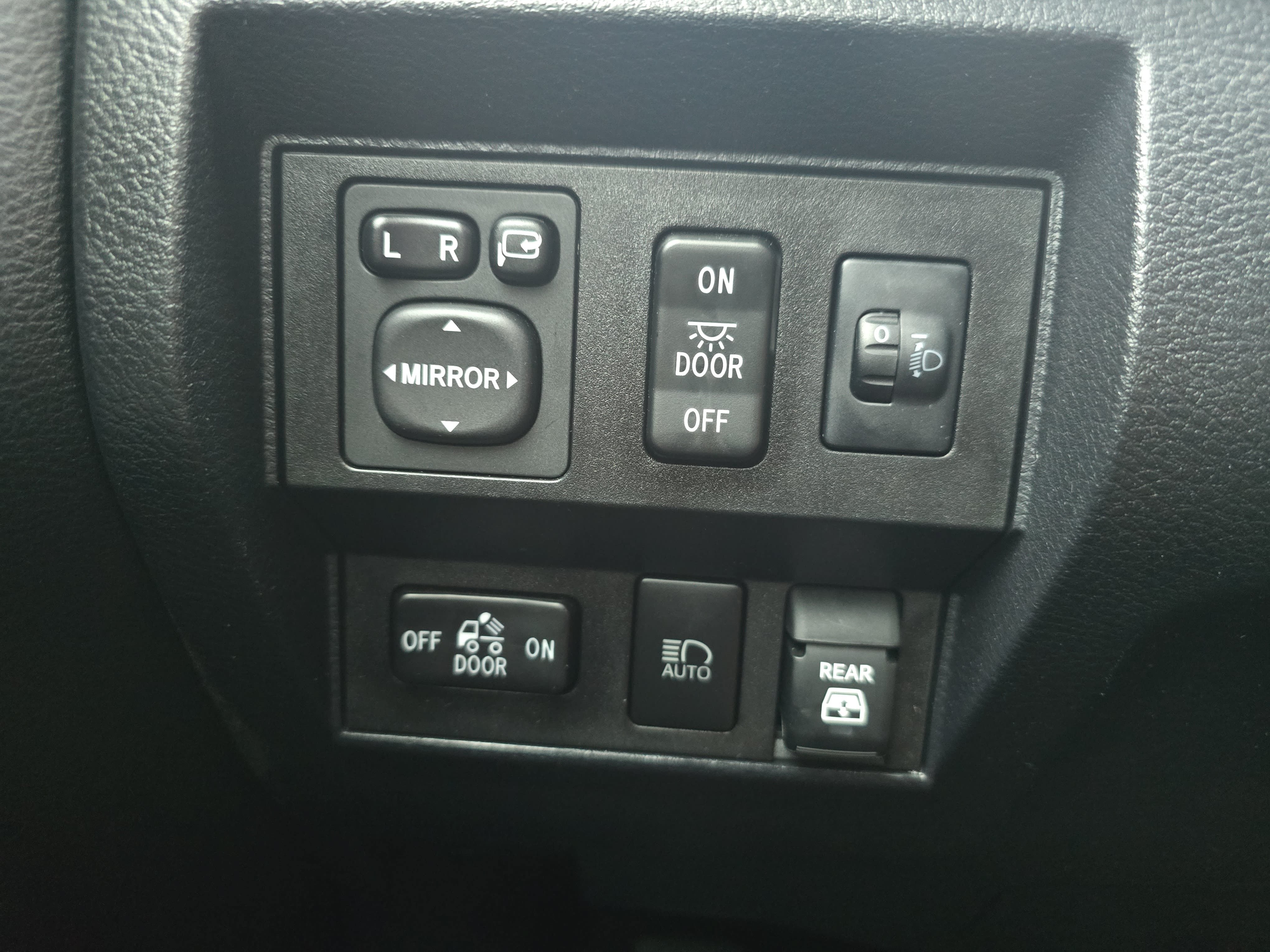 Used 2019 Toyota Tundra 1794 Edition AWD/4WD image 26
