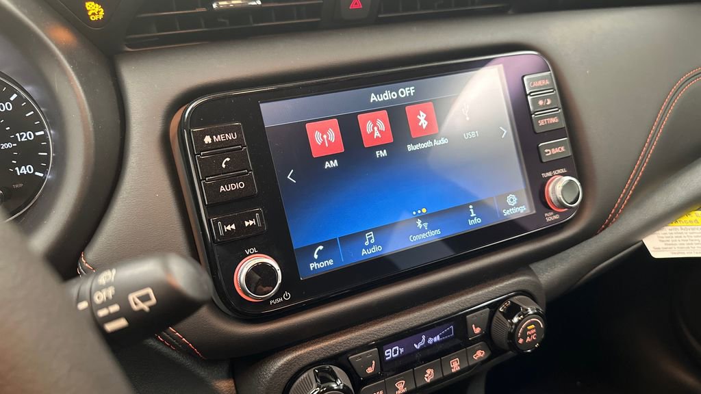 Used 2024 Nissan Kicks SR w/ SR Premium Package FWD image 14