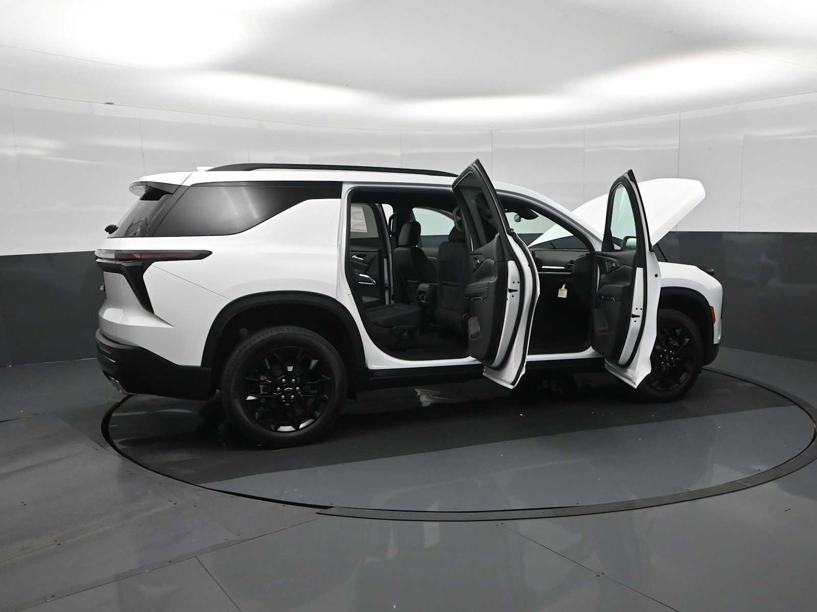 New 2026 Chevrolet Traverse LT image 28