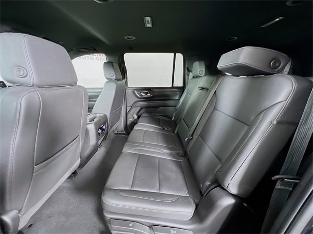 Used 2024 Chevrolet Suburban LT image 23