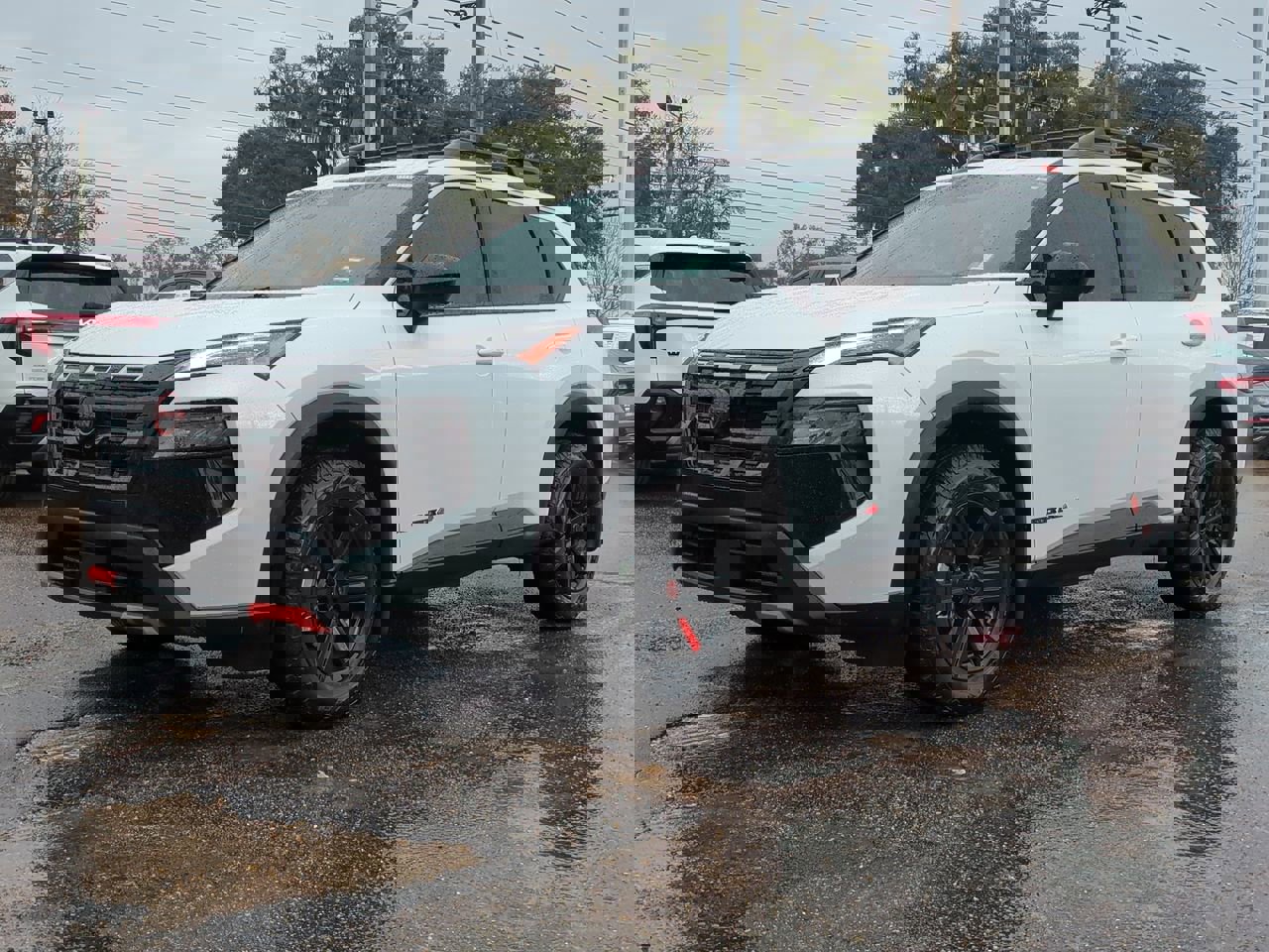 Used 2025 Nissan Rogue Rock Creek image 2