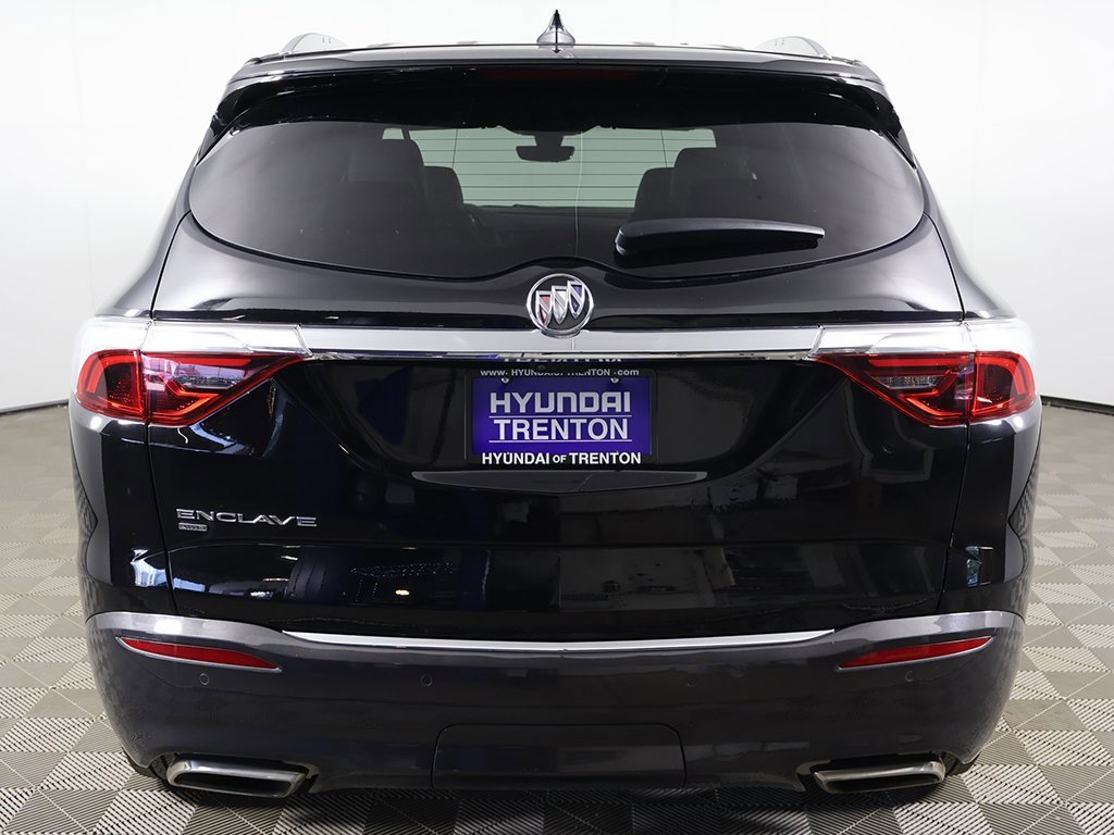 Used 2024 Buick Enclave Premium image 15