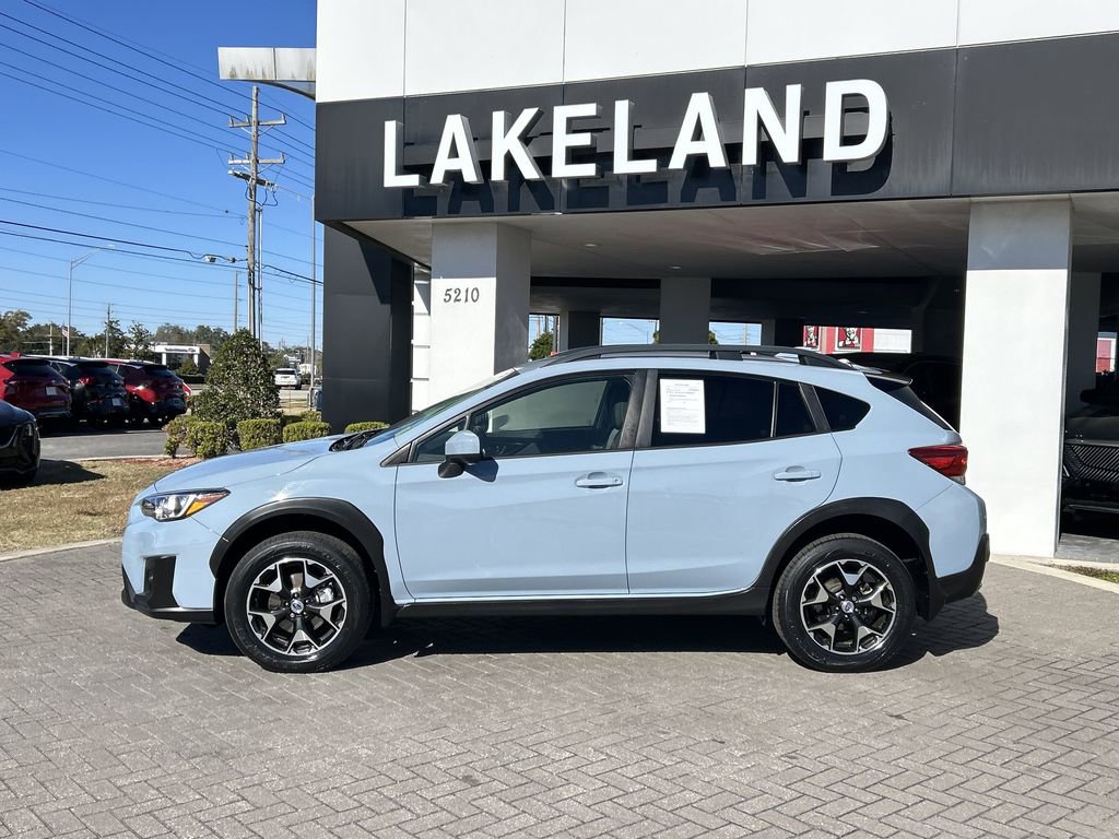 Used 2018 Subaru Crosstrek 2.0i Premium w/ Eyesight System image 3