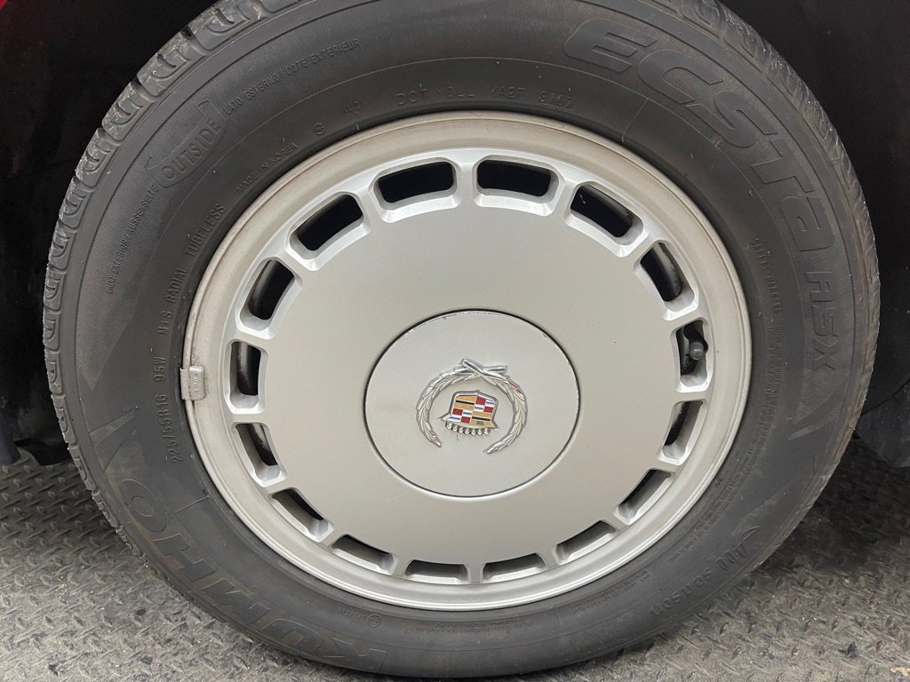 Used 1989 Cadillac Allante image 39