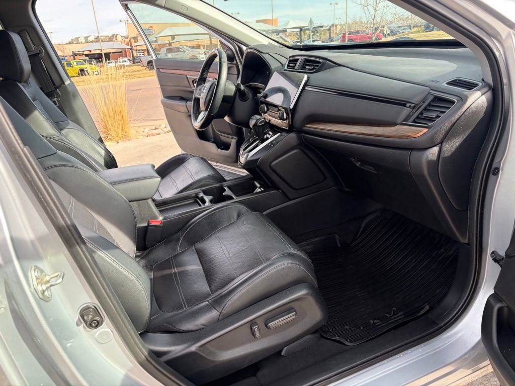 Used 2017 Honda CR-V Touring image 21