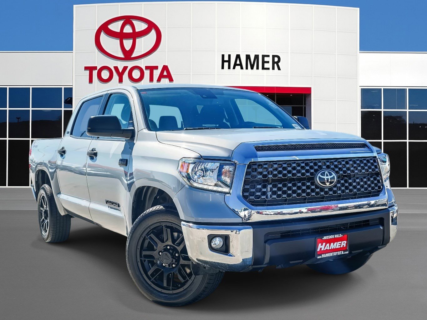 Used 2021 Toyota Tundra SR5 w/ SR5 Upgrade Package image 1