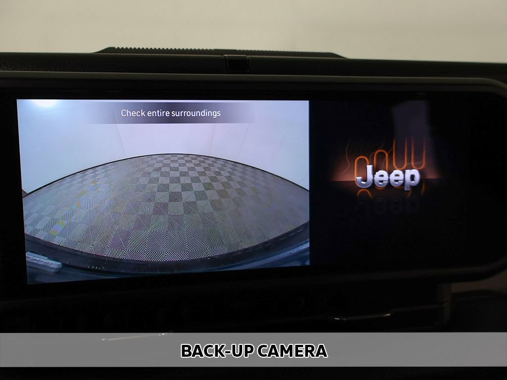 Used 2026 Jeep Wrangler Sport AWD/4WD image 3