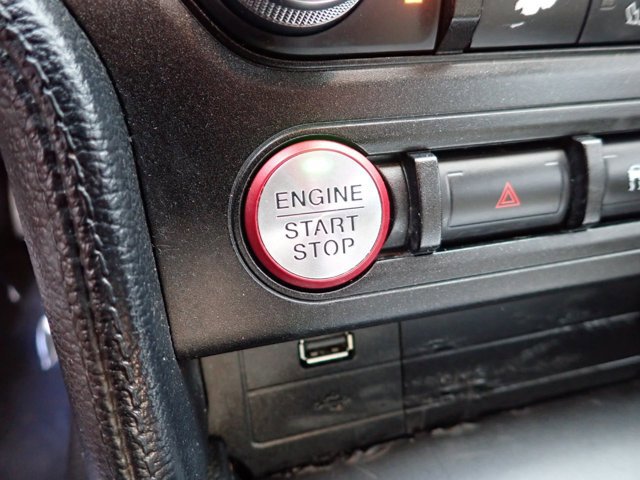 Used 2018 Ford Mustang EcoBoost image 18