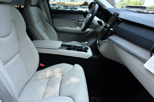 New 2026 Volvo XC90 T8 Ultra w/ Protection Package Premier AWD/4WD image 31