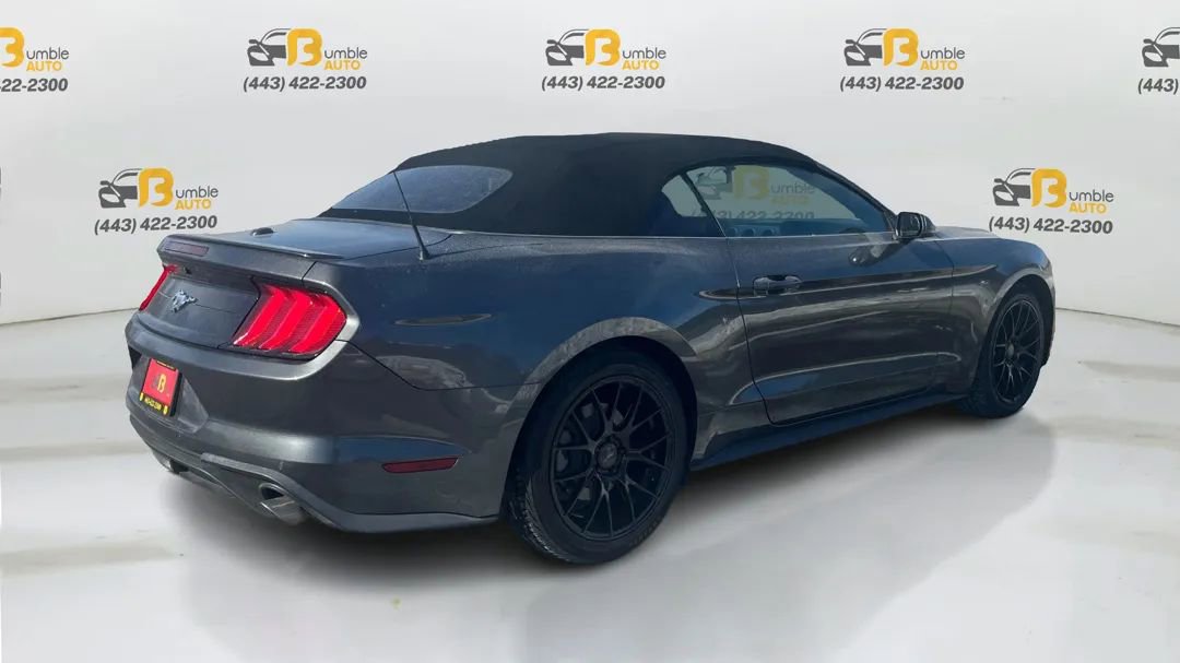 Used 2020 Ford Mustang Premium image 5