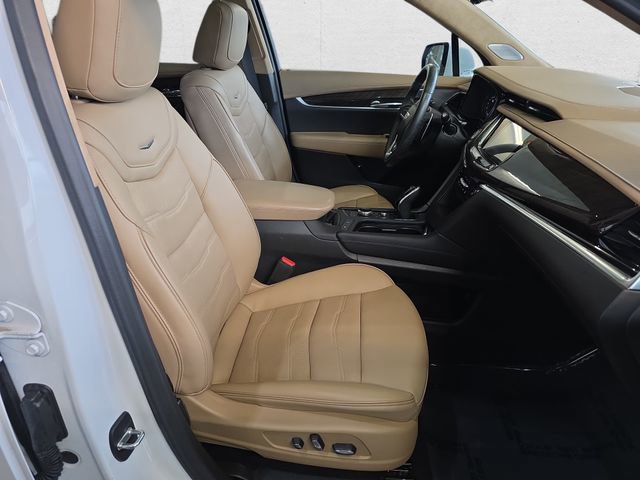 Certified 2024 Cadillac XT6 Sport w/ Platinum Package image 10