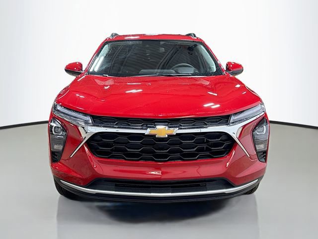 New 2026 Chevrolet Trax LT image 3
