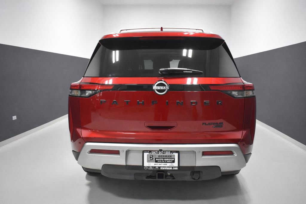 Used 2023 Nissan Pathfinder Platinum image 9