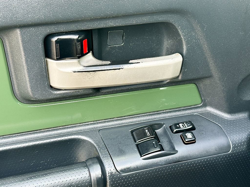 Used 2010 Toyota FJ Cruiser 4WD image 21