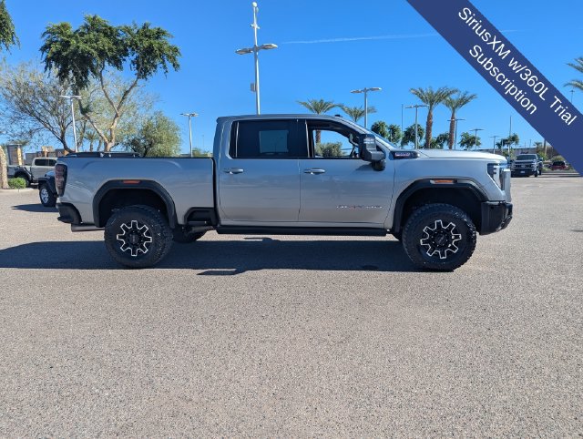 Used 2025 GMC Sierra 2500 AT4X AWD/4WD image 8