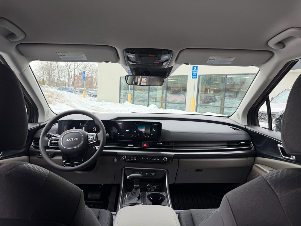 New 2026 Kia Carnival LX FWD image 21