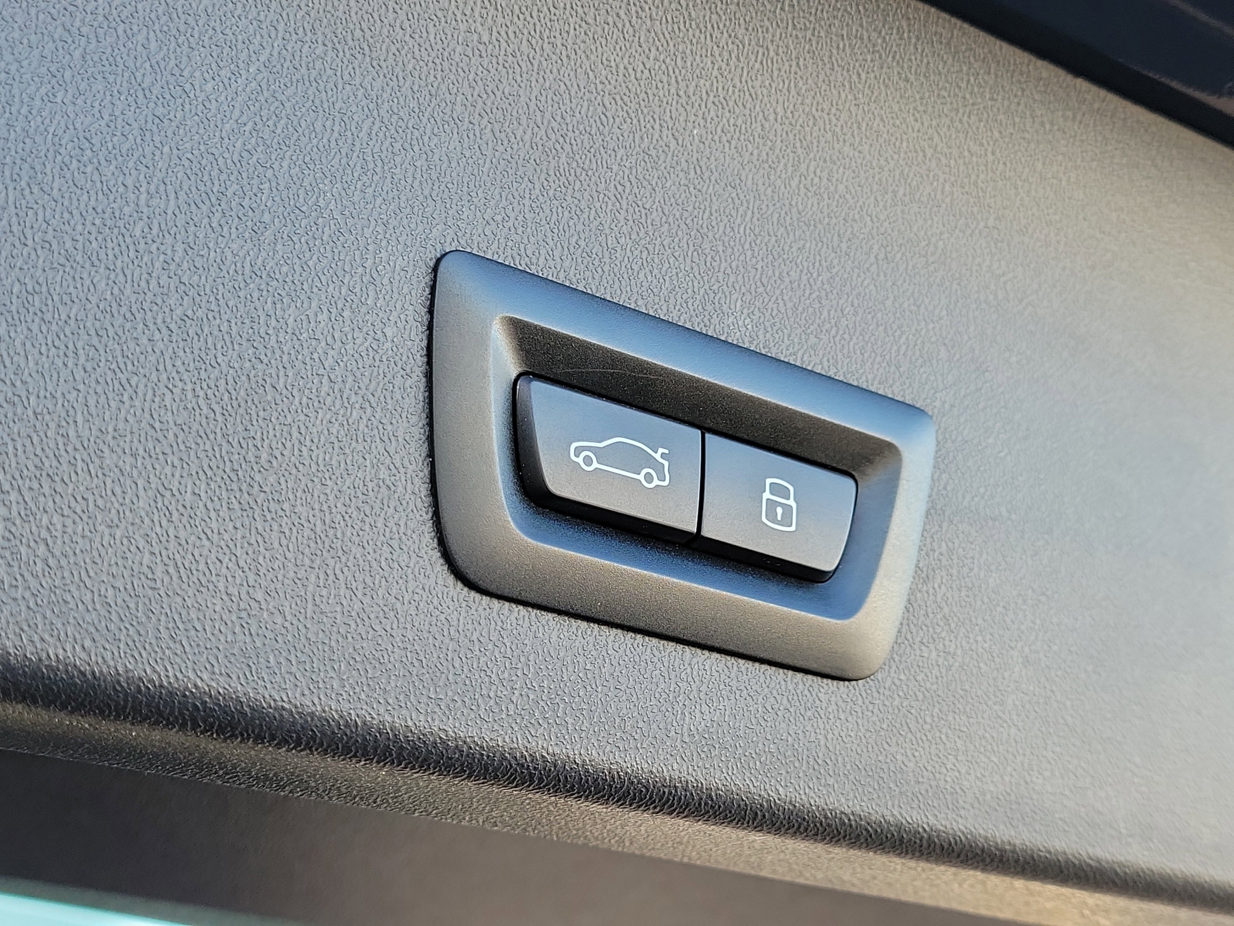 Used 2025 BMW X3 xDrive30i image 9