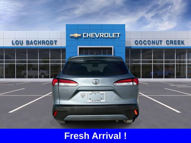 Used 2024 Toyota Corolla Cross L image 7