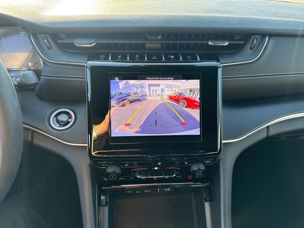 Certified 2024 Jeep Grand Cherokee Laredo X w/ Luxury Tech Group I image 21