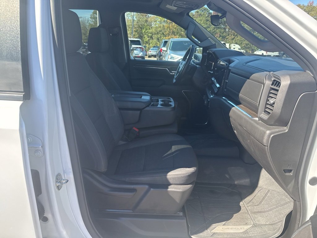 Used 2024 Chevrolet Silverado 1500 LT w/ Protection Package image 6