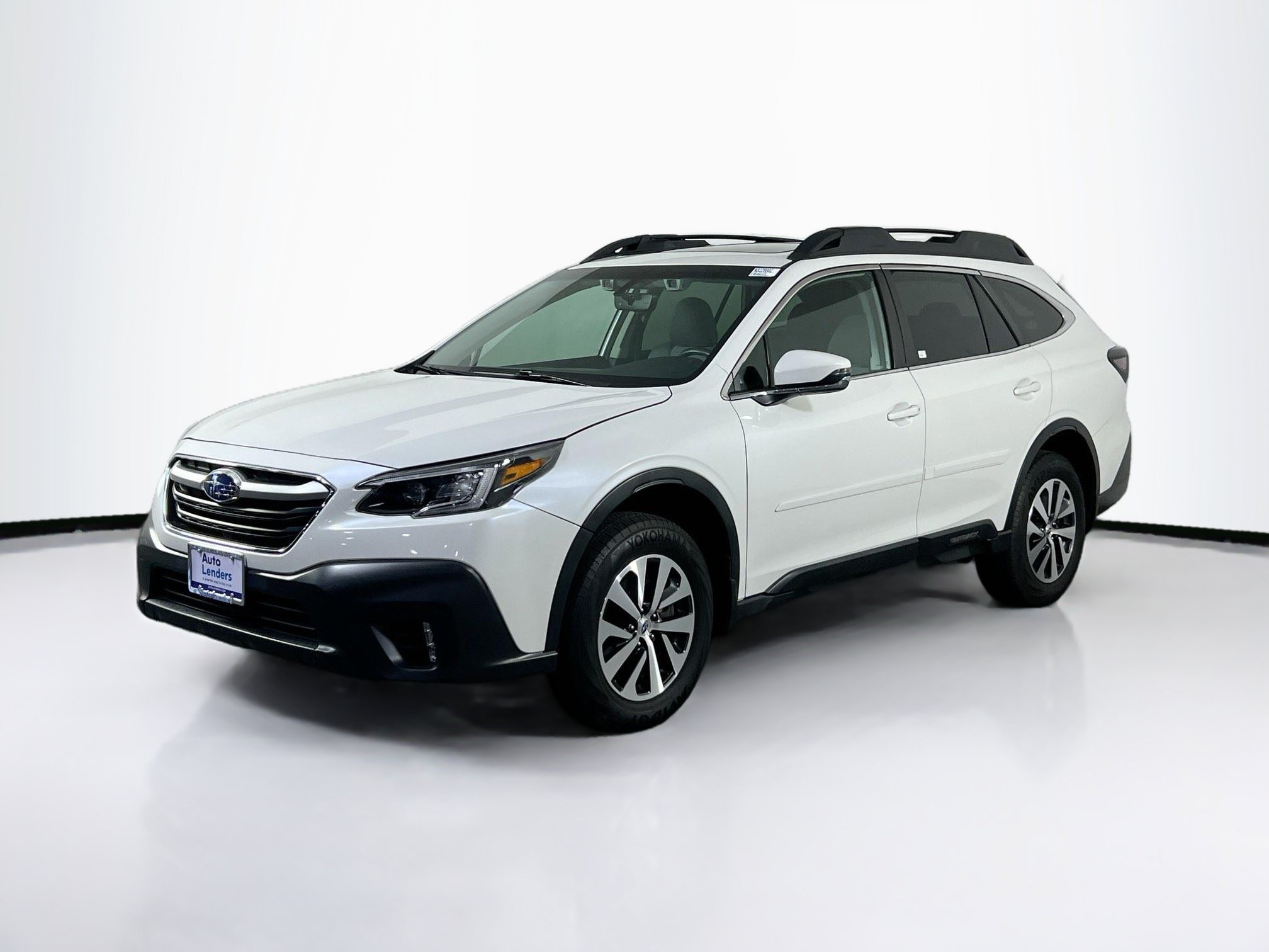 Used 2022 Subaru Outback Premium AWD/4WD image 1