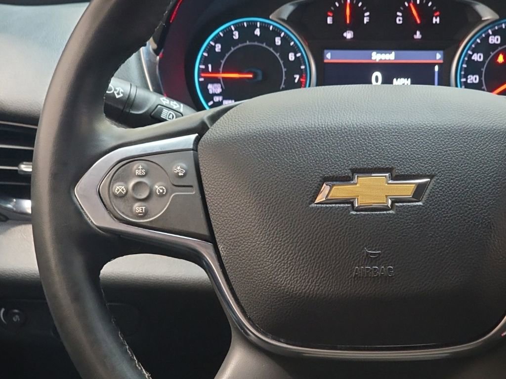 Used 2023 Chevrolet Traverse LT image 18