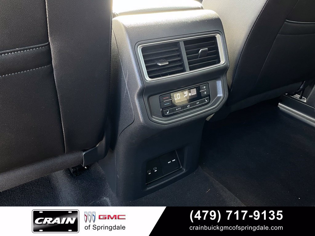 Used 2024 Volkswagen Atlas SEL AWD/4WD image 26