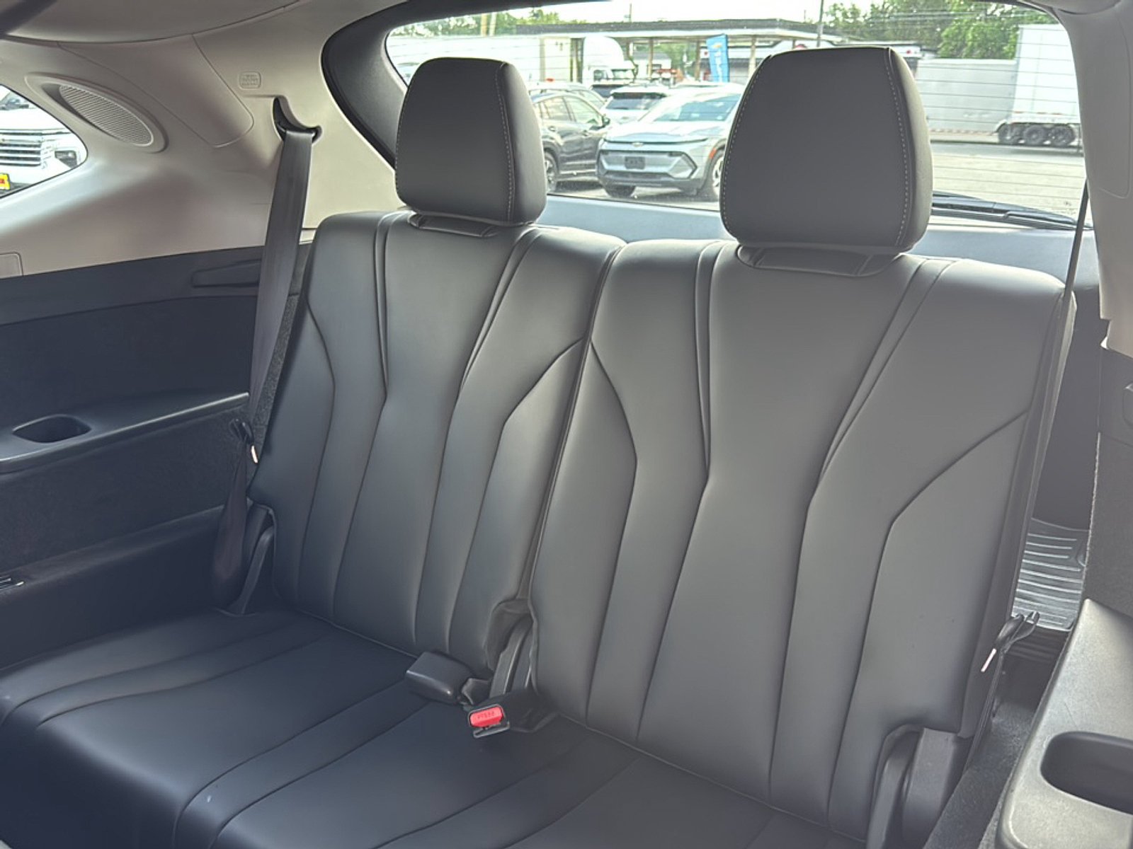 Used 2025 Acura MDX w/ Technology Package AWD/4WD image 23