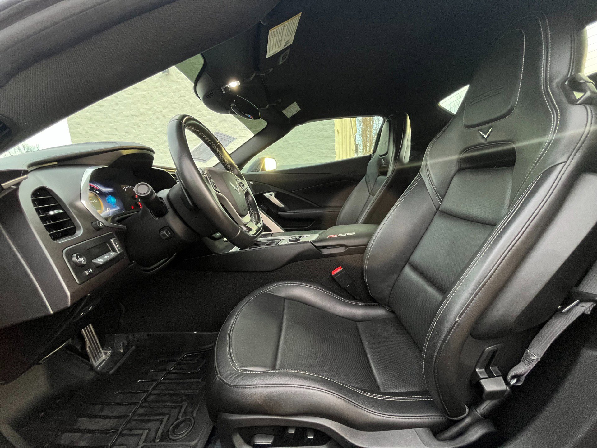 Used 2017 Chevrolet Corvette Z06 image 17