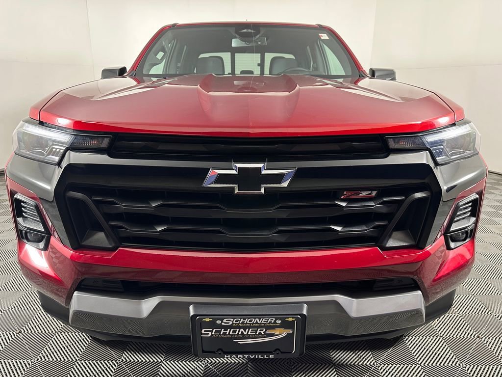 Used 2024 Chevrolet Colorado Z71 w/ Z71 Convenience Package 2 AWD/4WD image 8