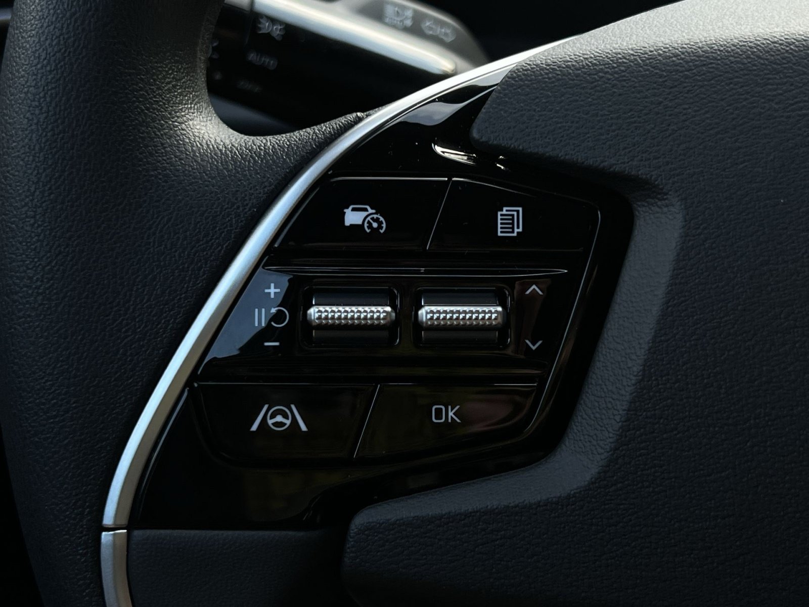 New 2026 Kia Niro LX FWD image 29