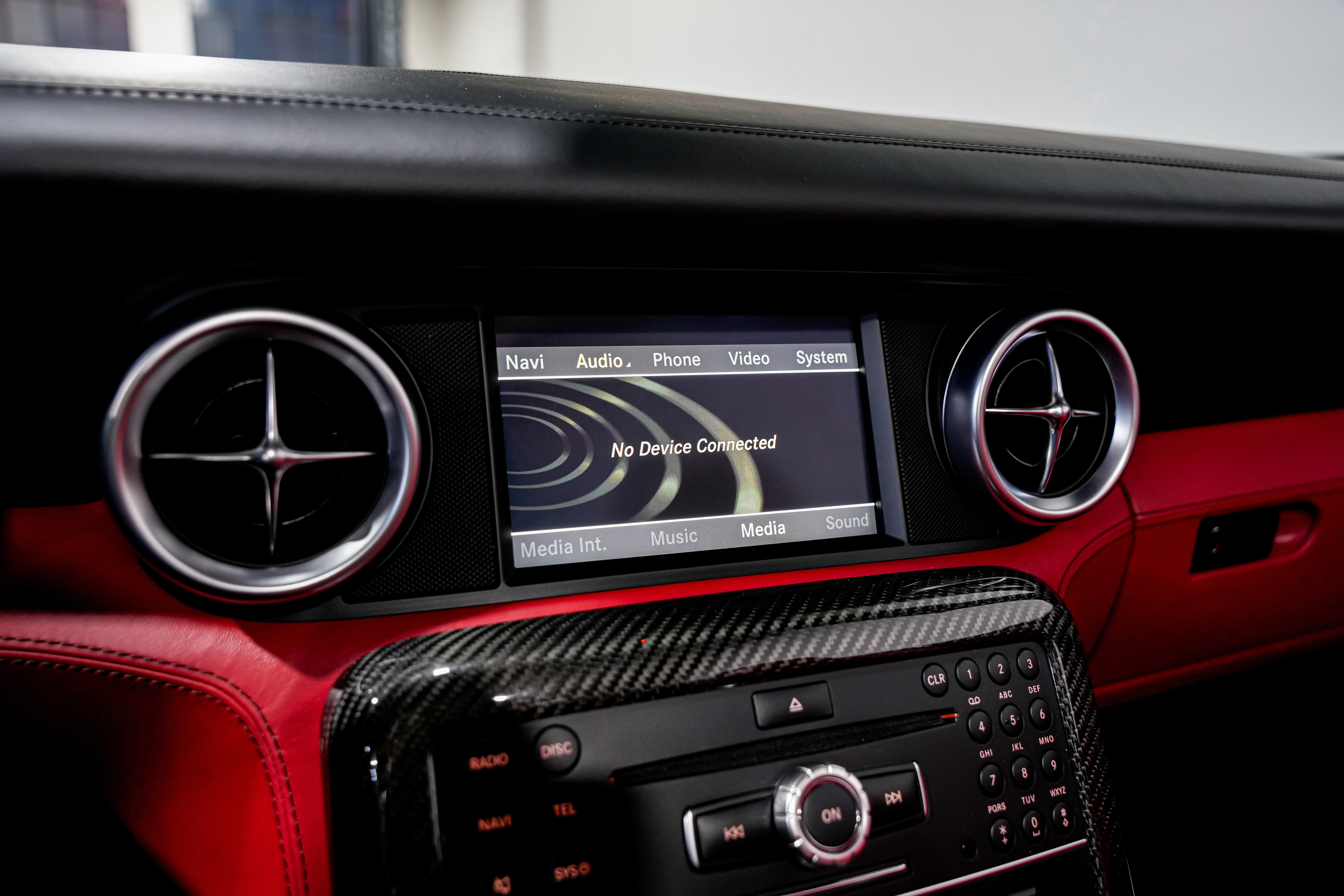Used 2012 Mercedes-Benz SLS AMG Roadster image 13
