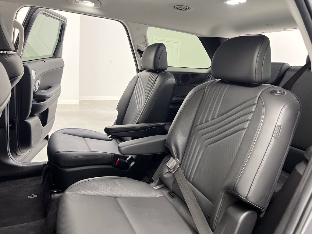 Used 2026 Hyundai Palisade SEL FWD image 16