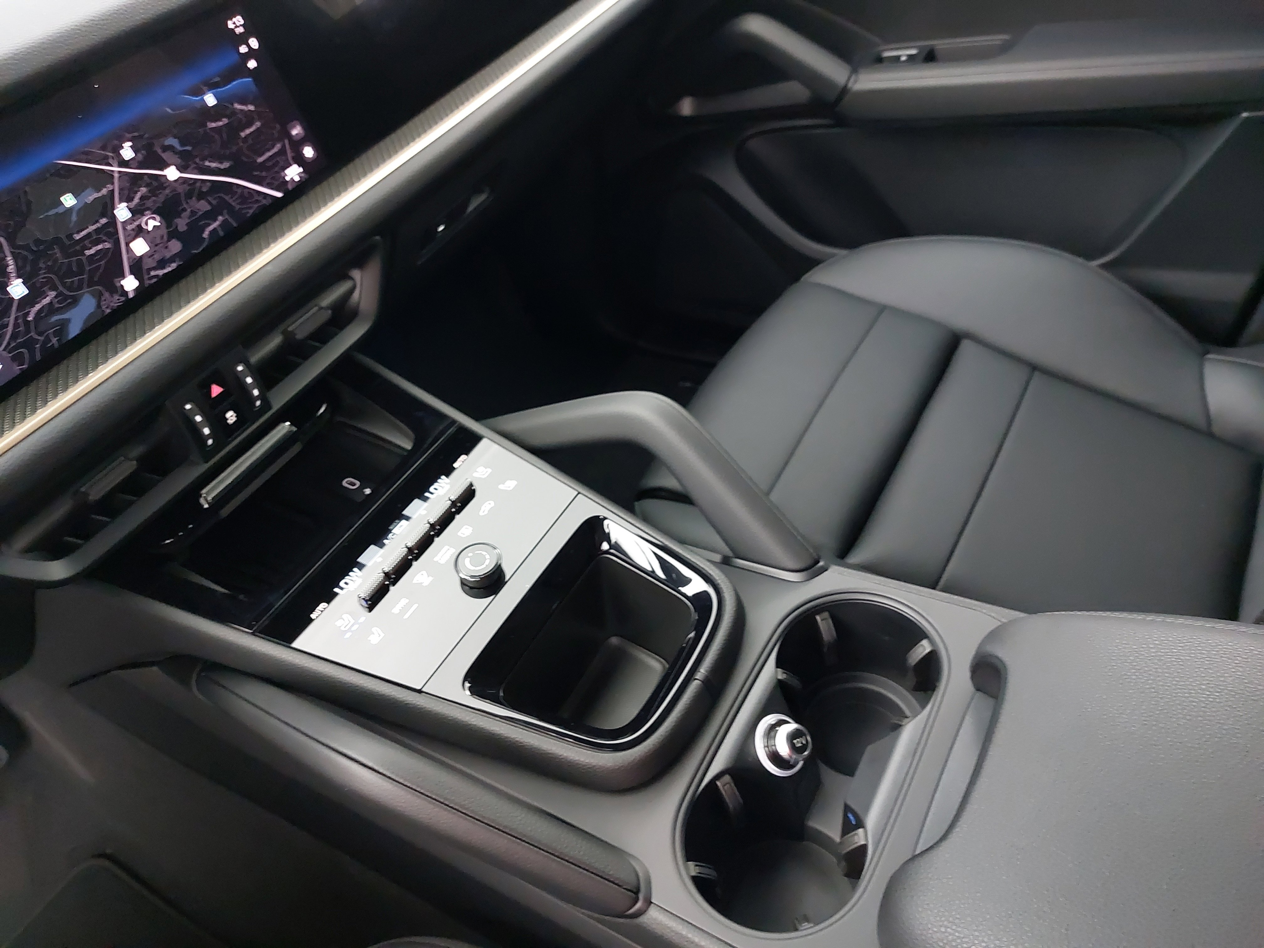 New 2026 Porsche Cayenne E-Hybrid image 27