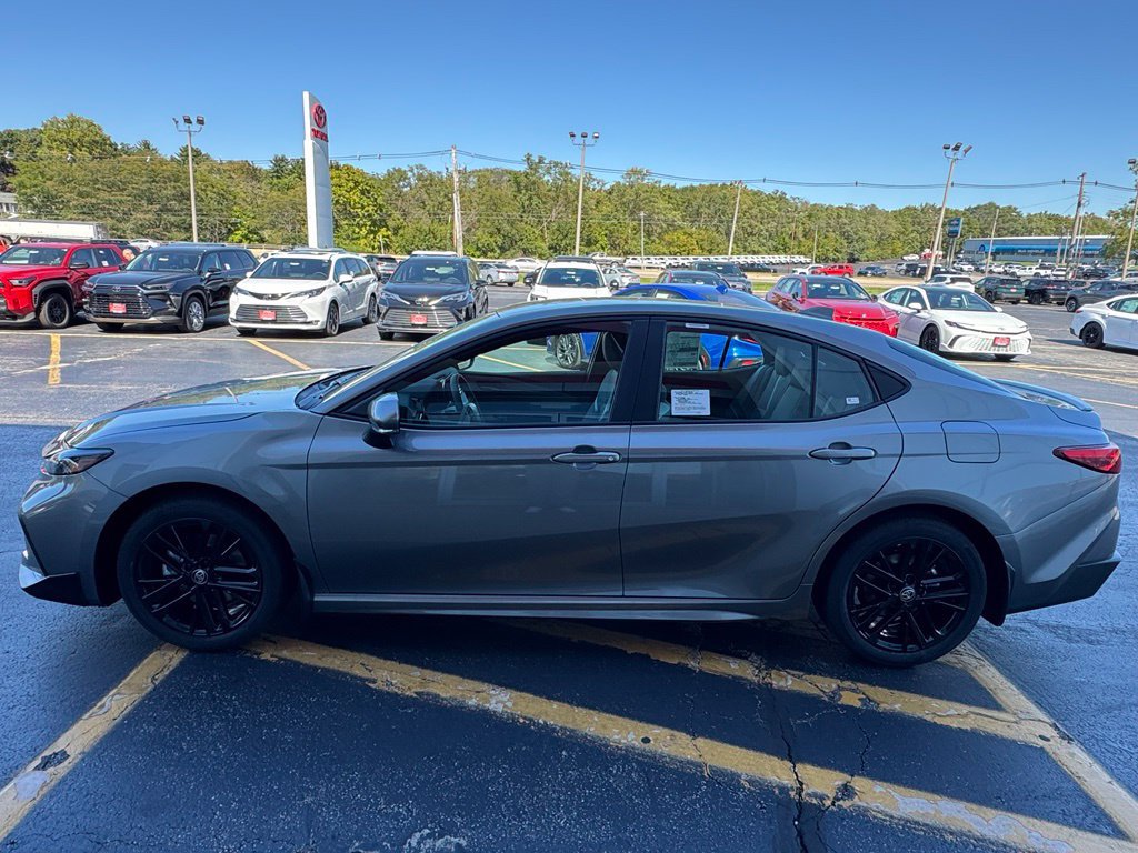 New 2026 Toyota Camry SE w/ Convenience Package AWD/4WD image 8