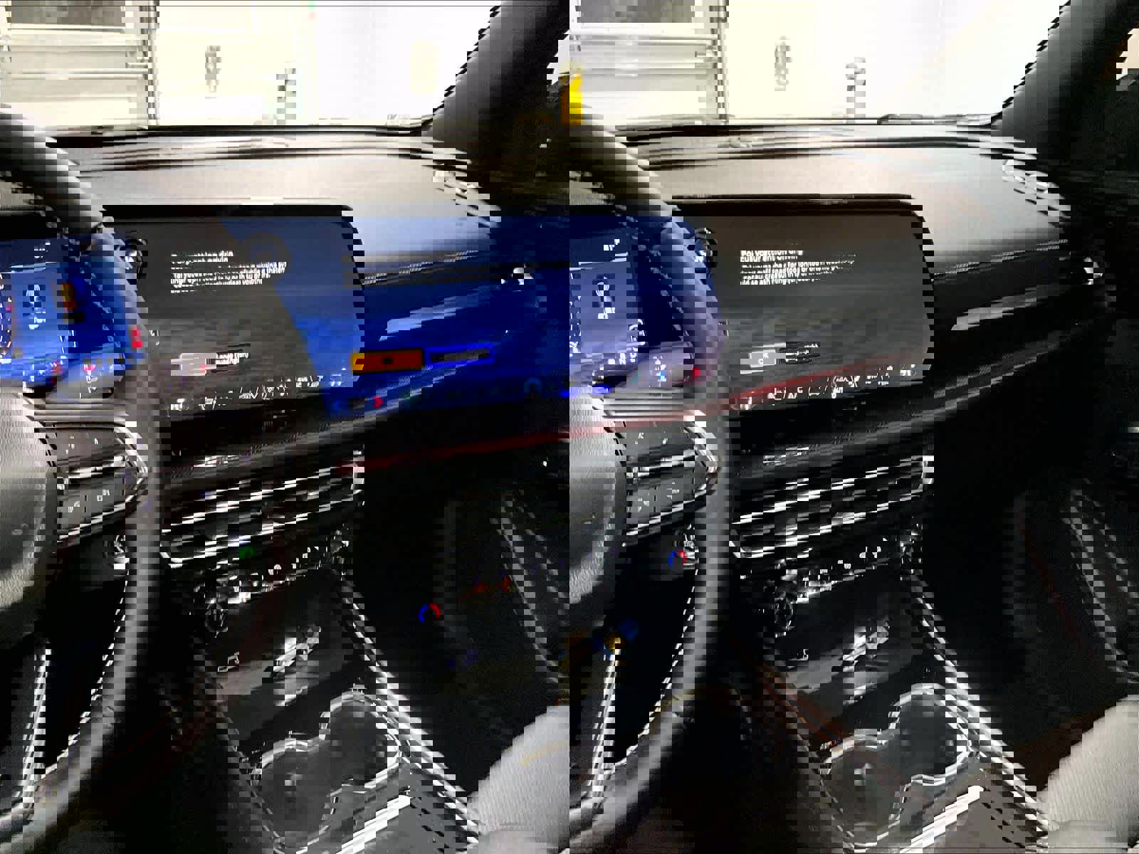 Used 2025 Chevrolet Traverse Z71 w/ Driver Confidence Package image 19