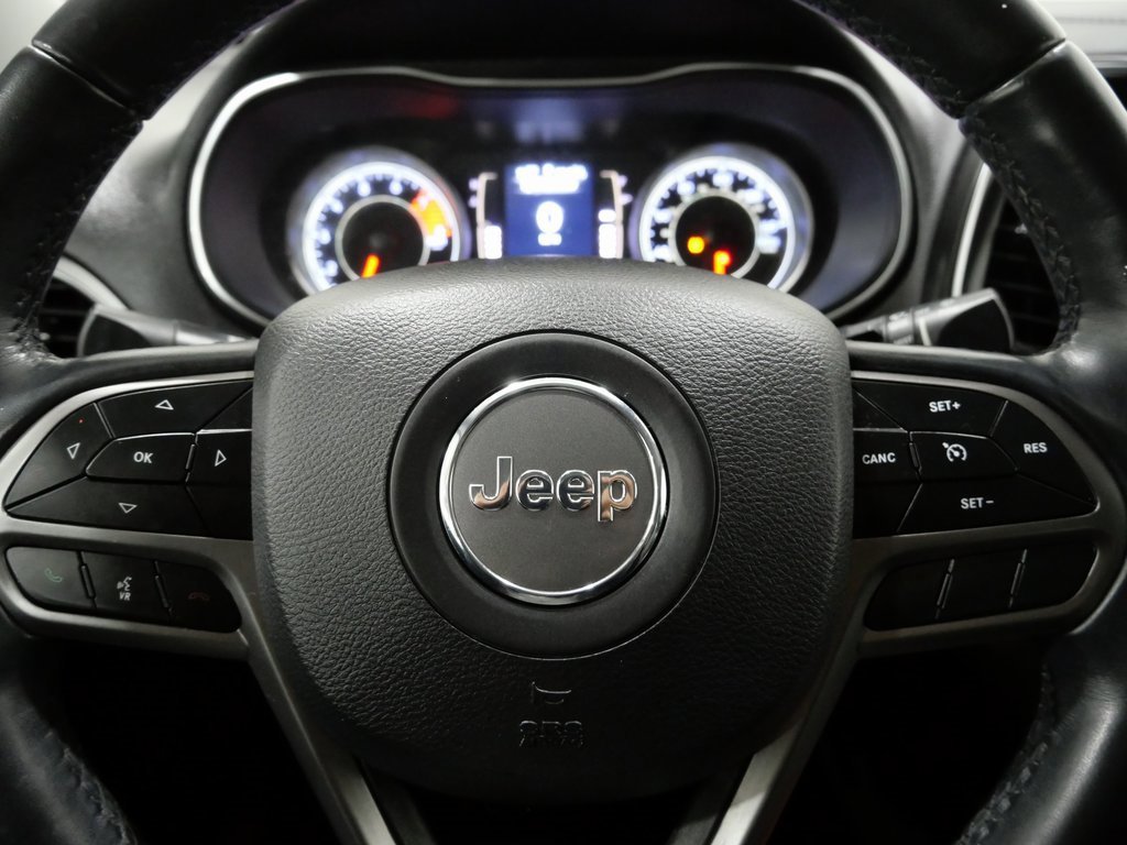 Used 2019 Jeep Cherokee Latitude Plus image 15