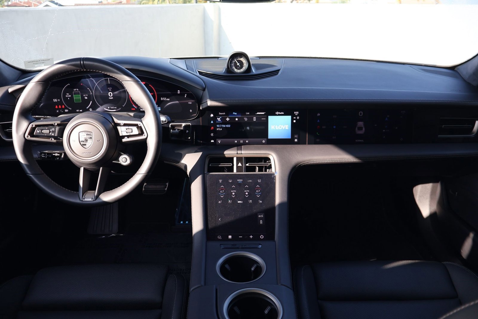 New 2025 Porsche Taycan Turbo image 22