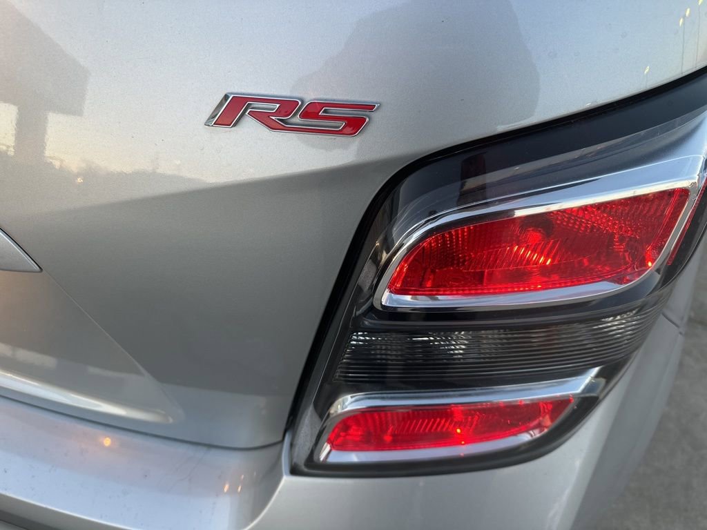 Used 2019 Chevrolet Sonic LT w/ Convenience Package image 28