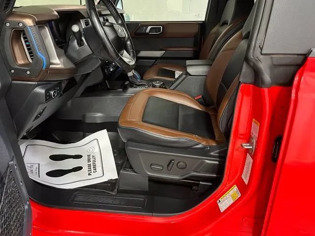Used 2022 Ford Bronco Outer Banks AWD/4WD image 4