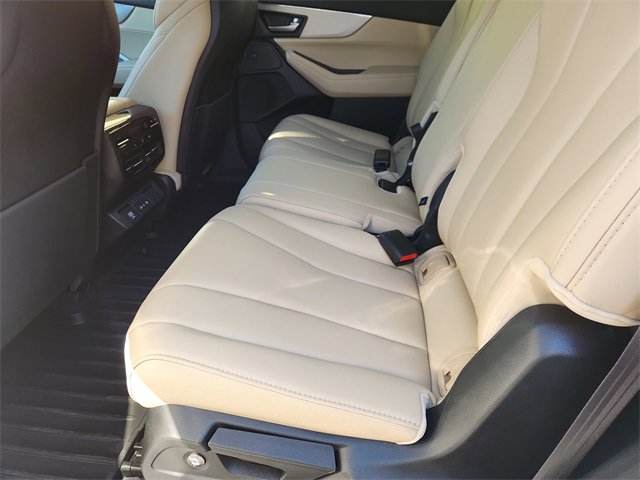 Used 2025 Acura MDX SH-AWD image 24