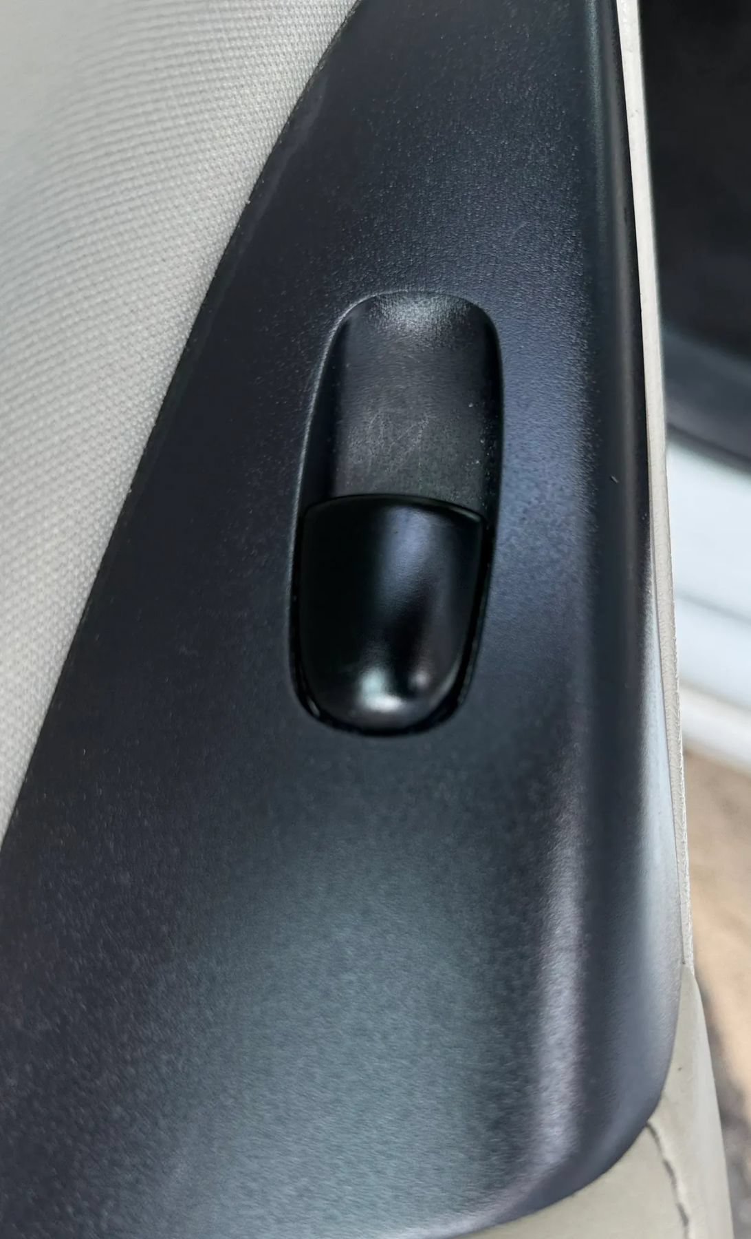 Used 2017 Nissan Sentra S FWD image 25