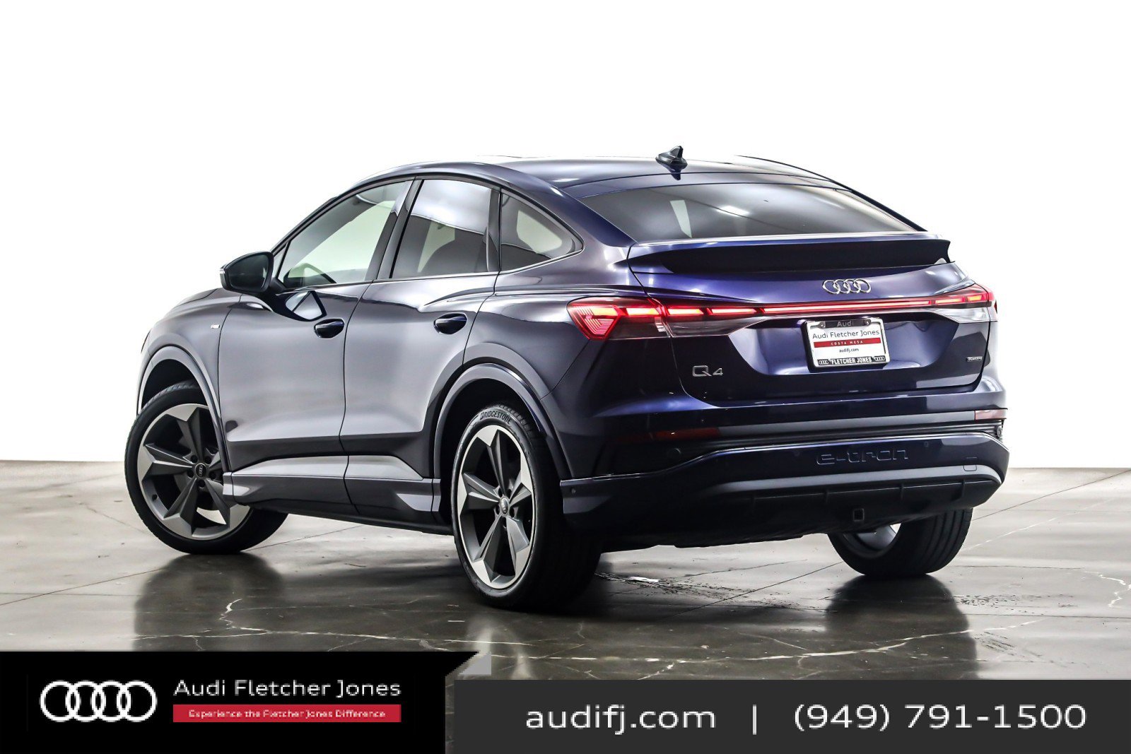 Used 2024 Audi Q4 e-tron Prestige w/ Black Optic Plus Package image 12