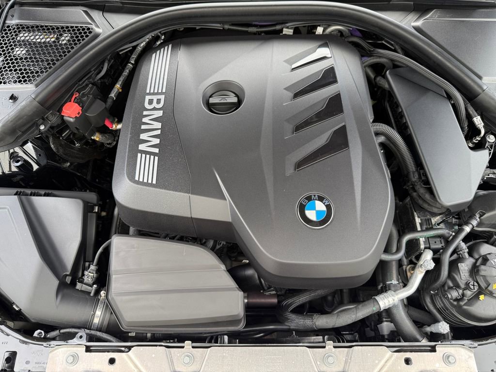 Certified 2025 BMW 330i xDrive Sedan w/ M Sport Package AWD/4WD image 37