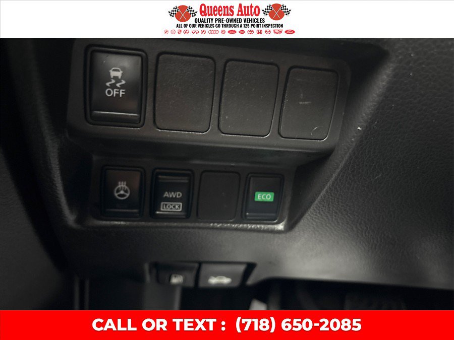 Used 2018 Nissan Rogue Sport SL AWD/4WD image 48