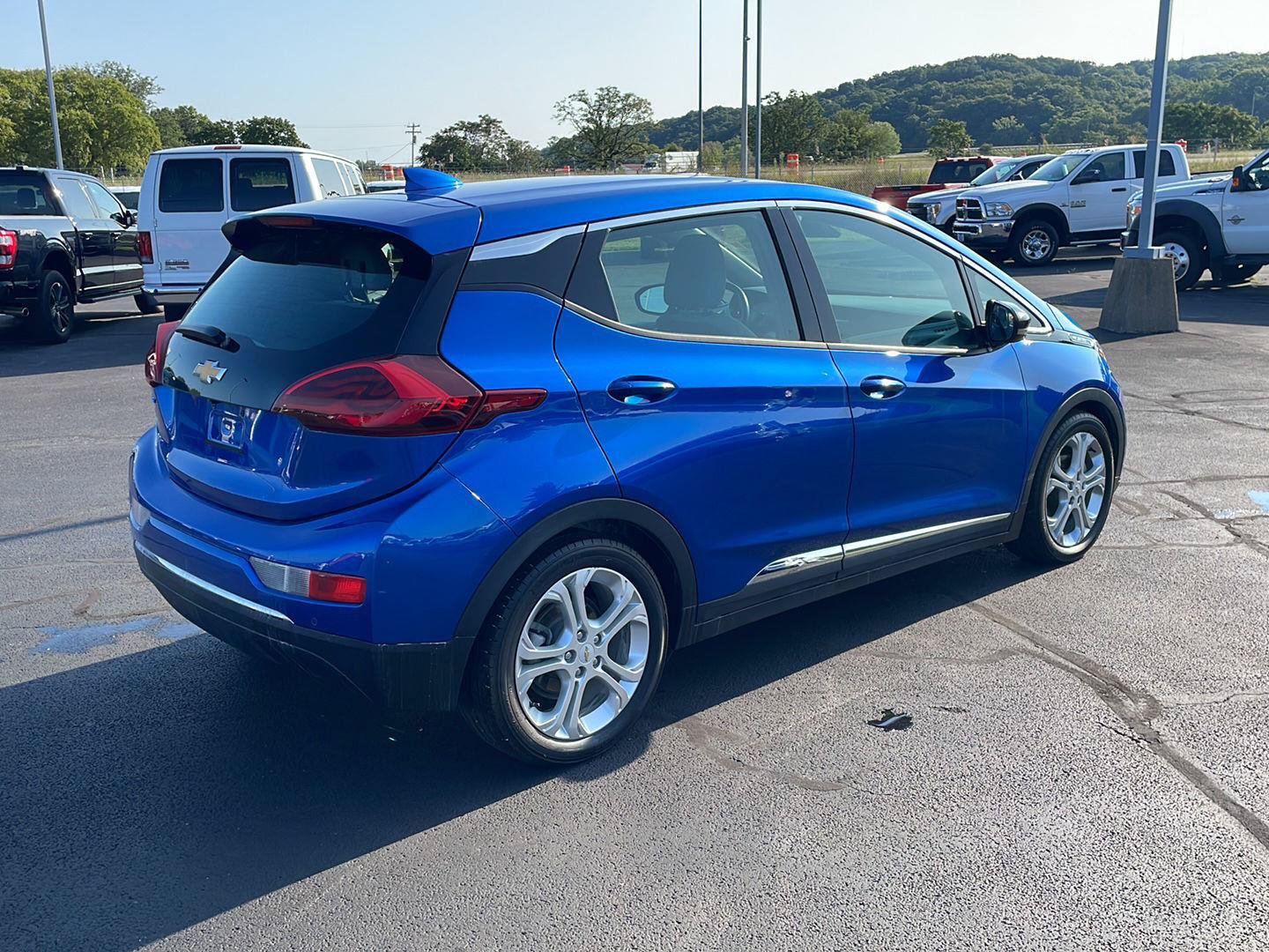 Used 2020 Chevrolet Bolt LT FWD image 5