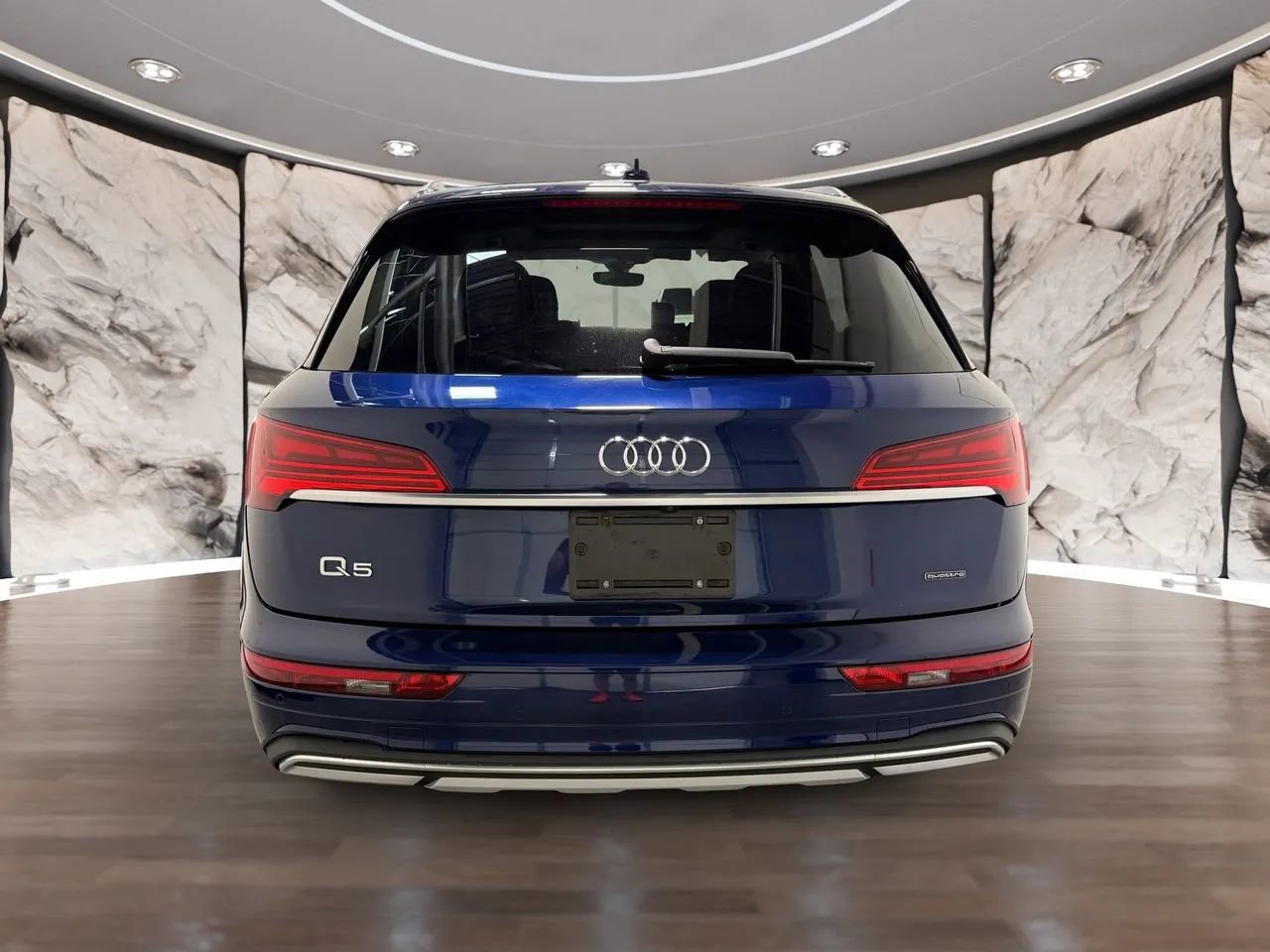 Used 2021 Audi Q5 2.0T Premium w/ Convenience Package AWD/4WD image 10